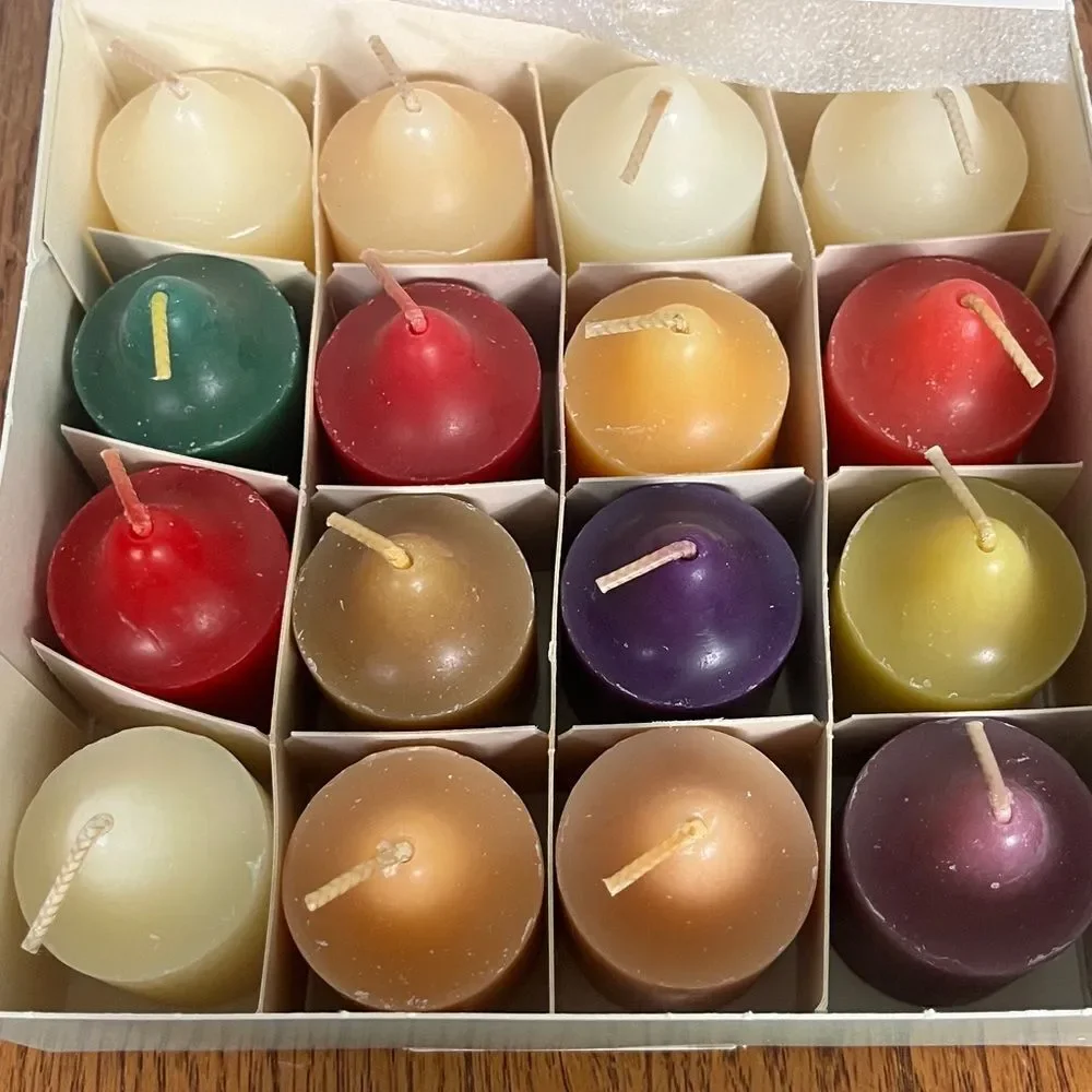 Partylite 2007 Retired Holiday 16 Votive Candles Sampler New Box P95008